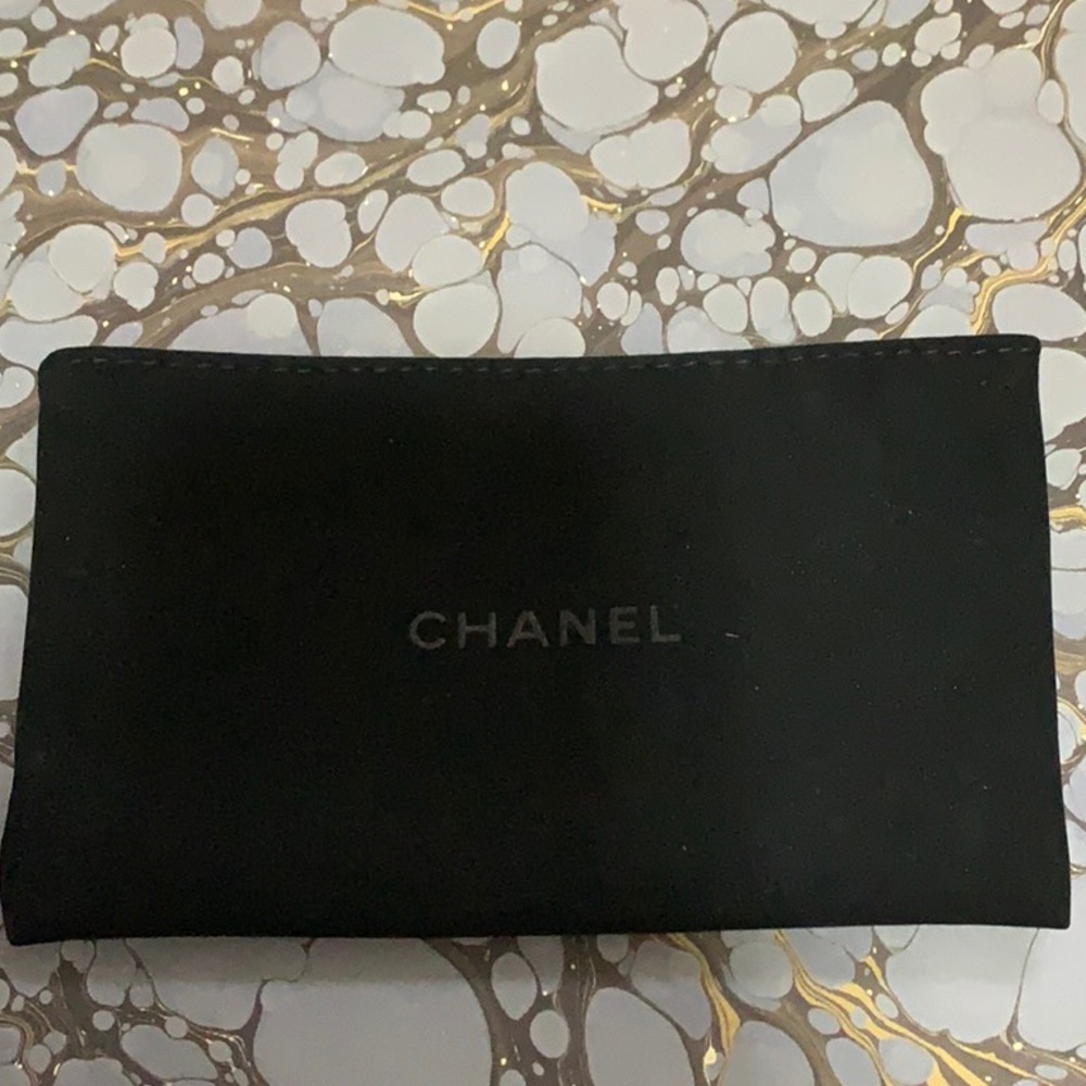 Chanel SLG Sleeve
